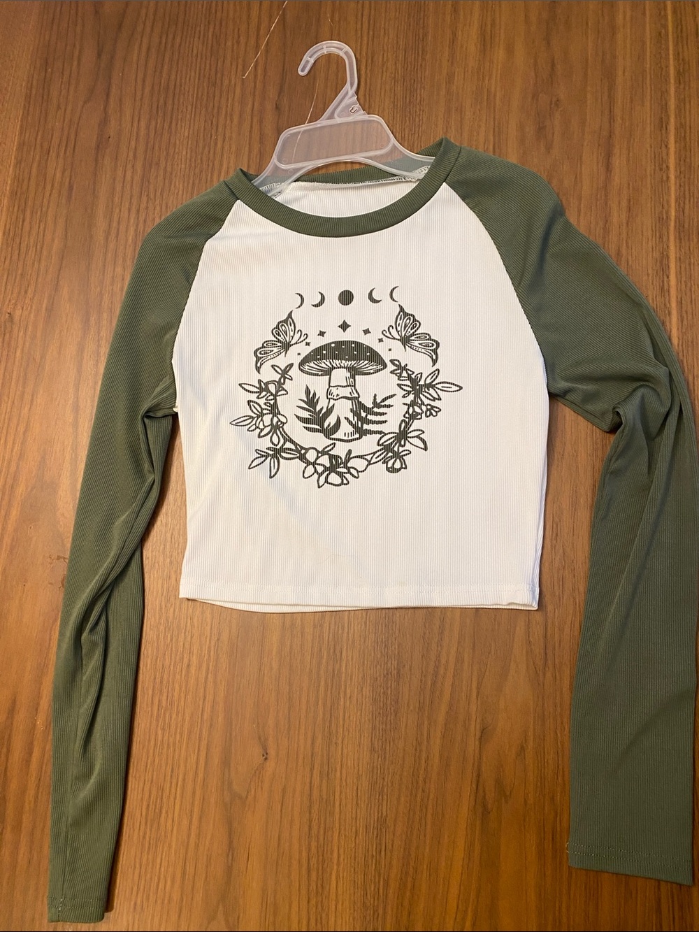 Olive Green & White Raglan Crop Top with Mushroom Graphic